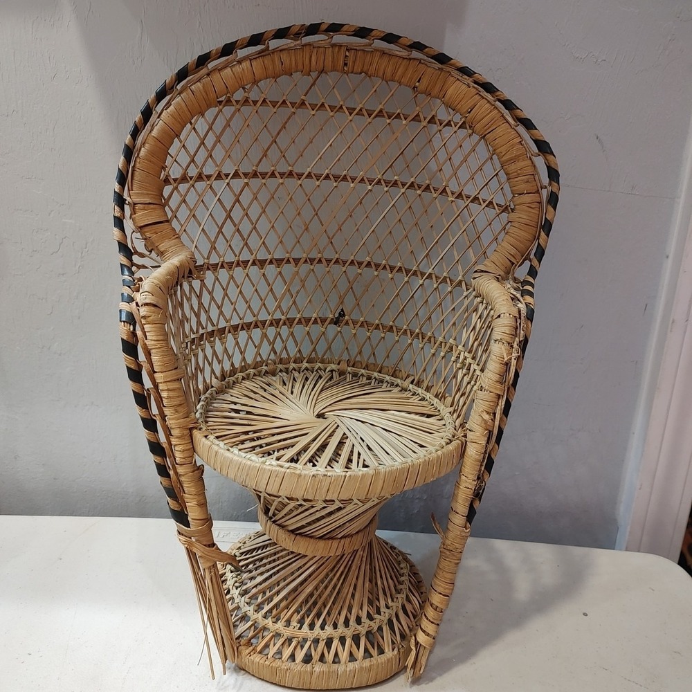 Vintage Wicker Peacock Chair For Dolls Plant Pot‎ Display Prop Boho Coastal
